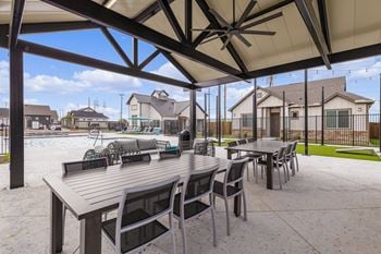 Outdoor kitchen & bbq